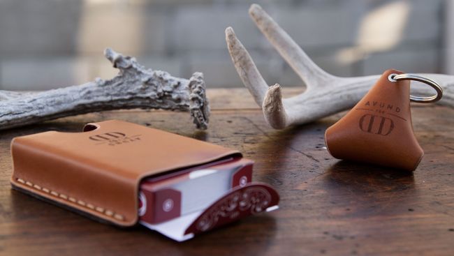 Tác phẩm thiết kế của Tom dành cho Avund Goods 